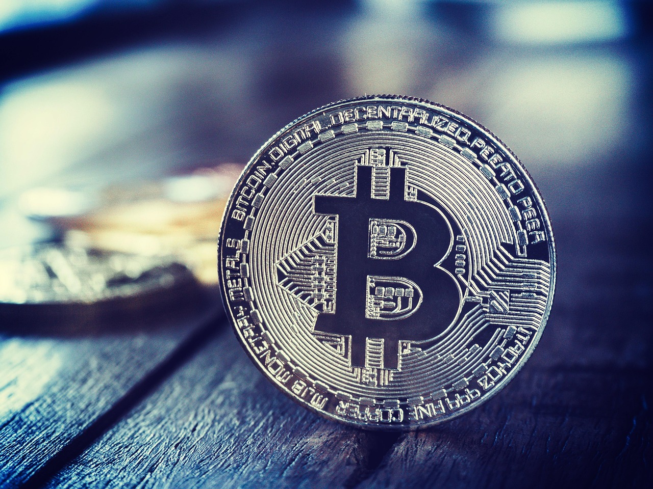 比特币减半满周年、涨逾三成！机构进场加速牛市